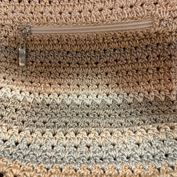 The Sak Crochet Shoulder Bag with Handcrafted Texture In Earth Tones - Picture 2 of 11